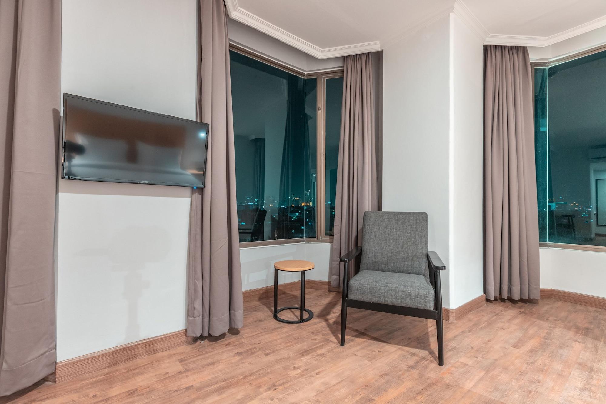 Super Oyo Townhouse 2 Hotel Gunung Sahari Джакарта Екстер'єр фото