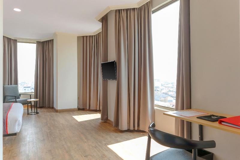 Super Oyo Townhouse 2 Hotel Gunung Sahari Джакарта Екстер'єр фото